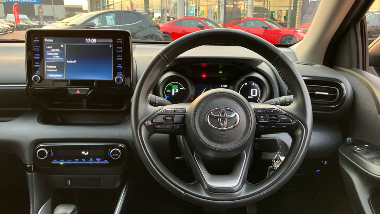 Toyota Yaris 1.5 Hybrid Design 5dr CVT Hybrid Hatchback